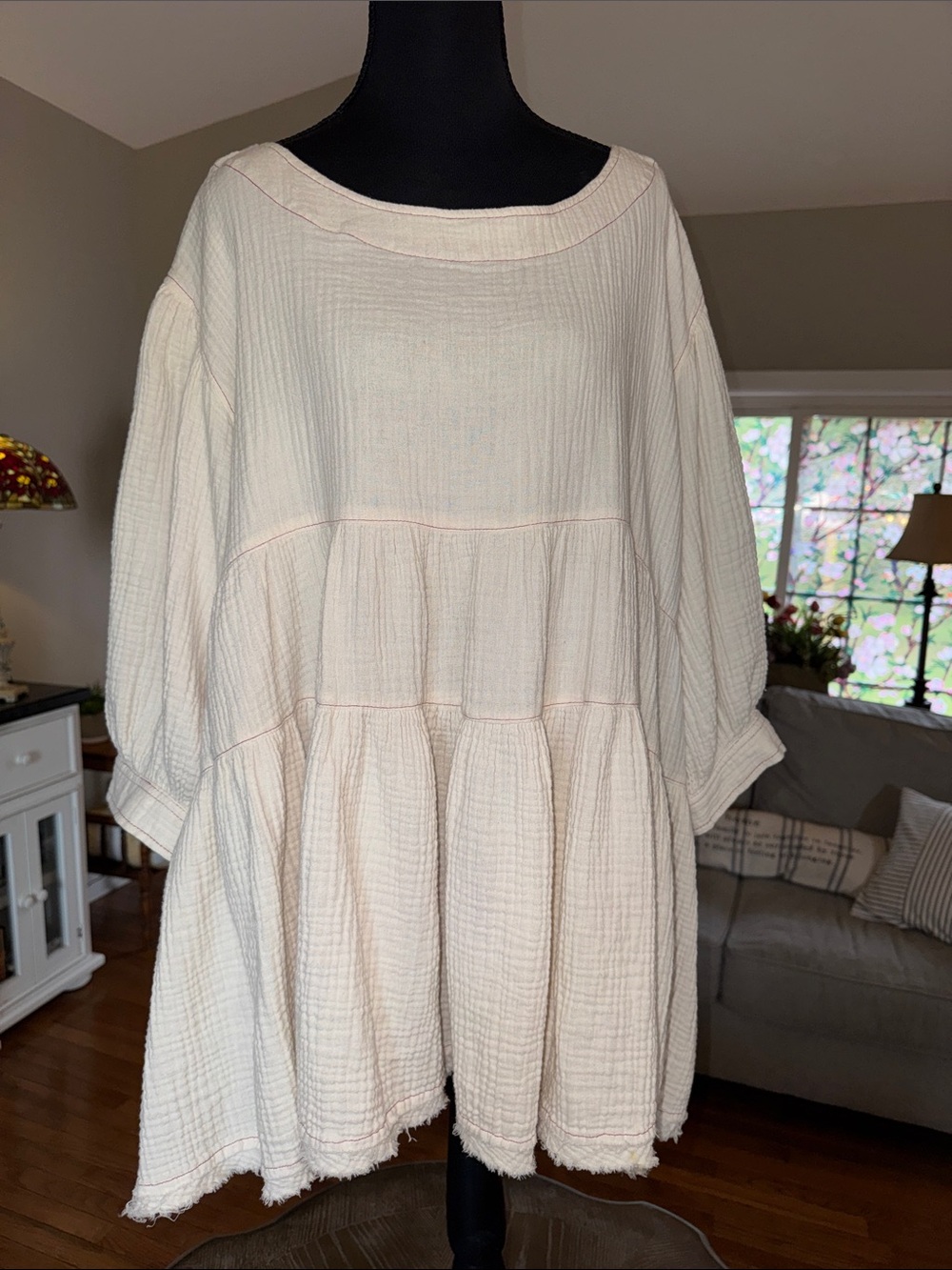 ODDY Cream Tiered Gauze Tunic Top EUC